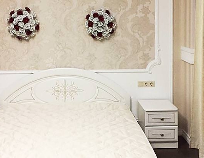 Номер полулюкс с 1 двуспальной кроватью - Отель «Каракас» Сухум